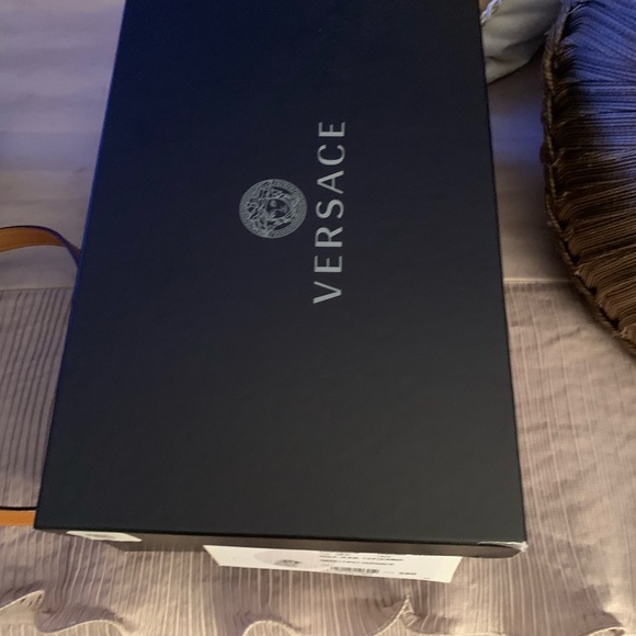 DESIGNER SHOES - Picture 7 of 14